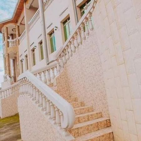 Tony'S Place Gisenyi Bagian luar foto